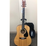 Yamaha Gigmaker Deluxe Solid Top Acoustic Guitar Pack - Natural
