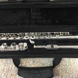 Used Yamaha 461H Open Hole FLute